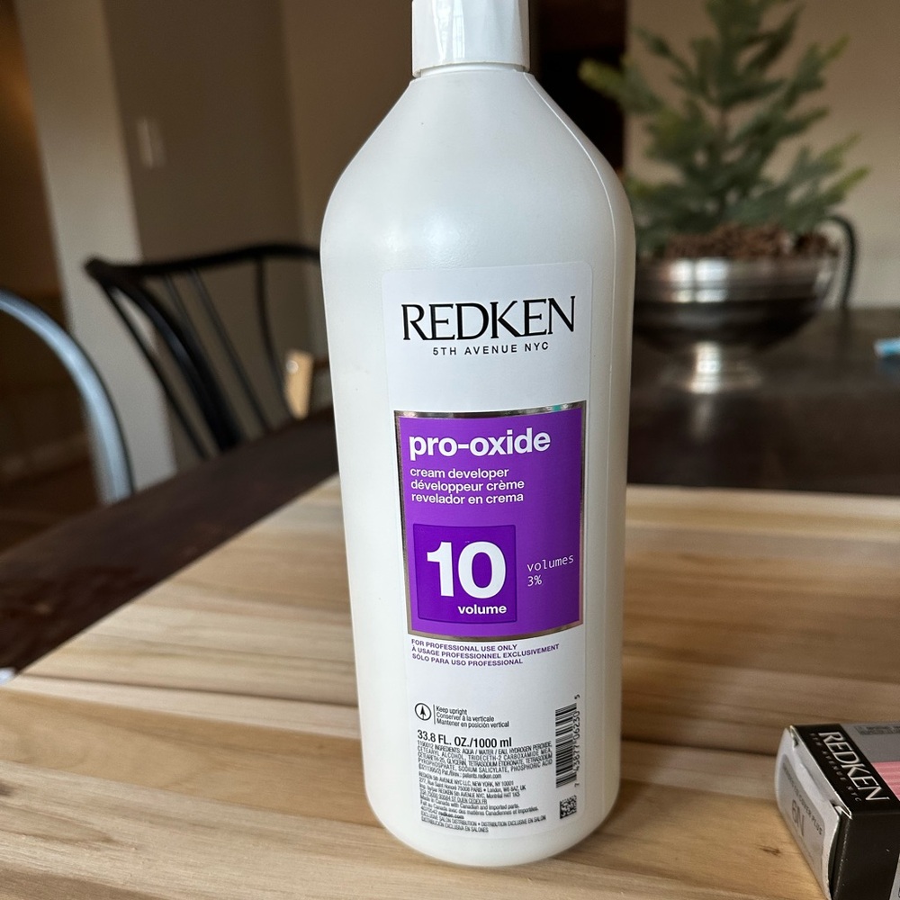 Redken Pro-Oxide Cream Developer 10 vol